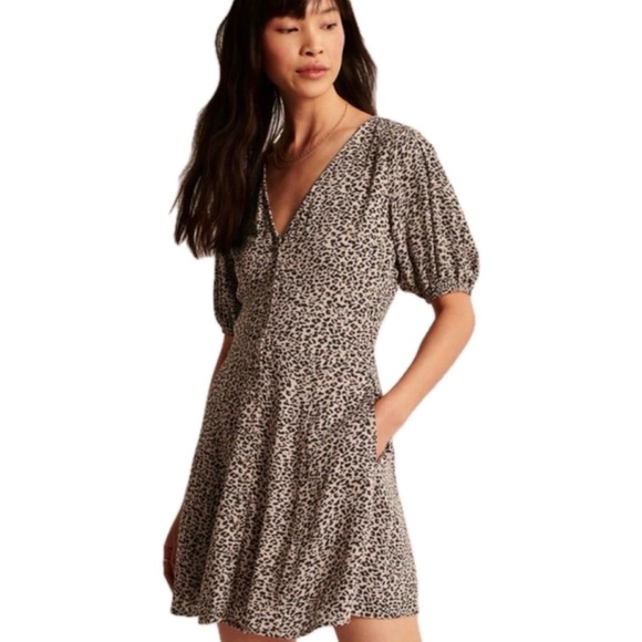 Abercrombie Leopard Mini Dress - Picture 1 of 11